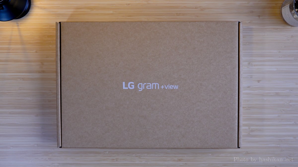 LG『gram +view』の外箱