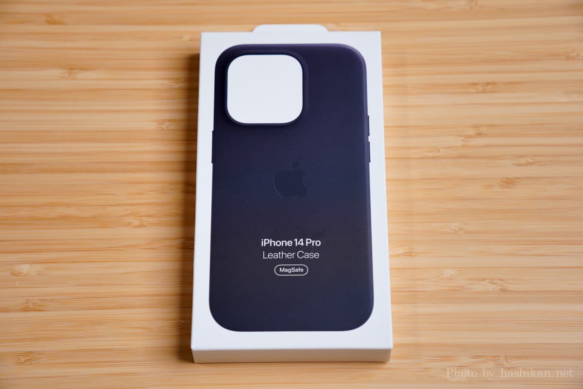 iPhone 14 Pro 純正レザーケースの外箱